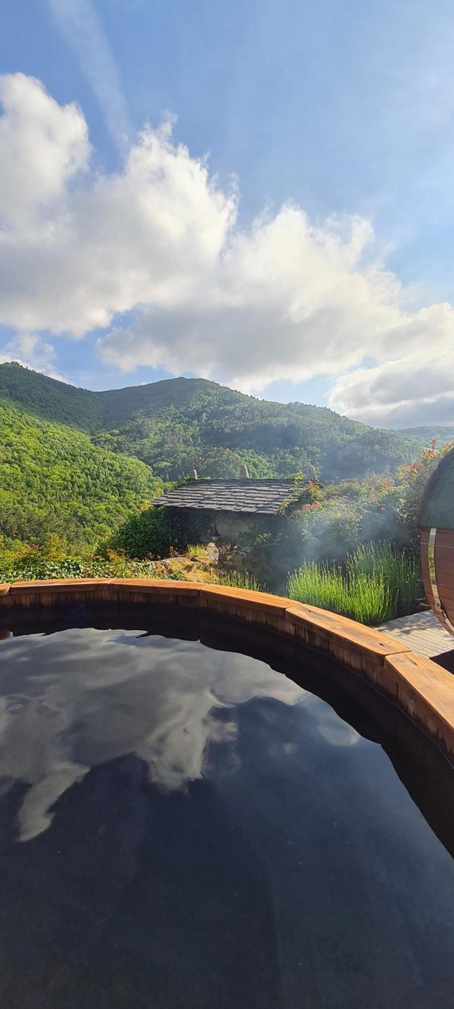 Apartamentos Rurales El Bosque De Las Vinas Boal Bagian luar foto