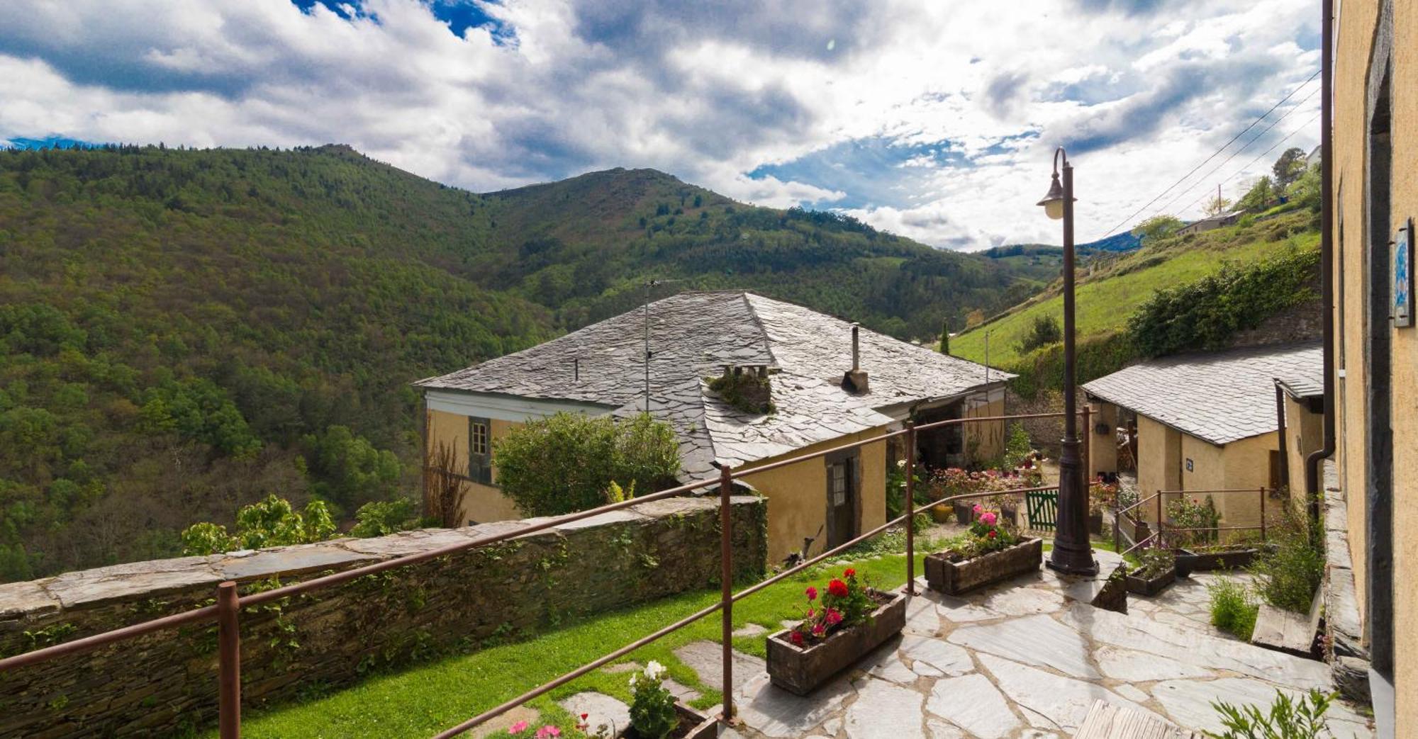 Apartamentos Rurales El Bosque De Las Vinas Boal Bagian luar foto